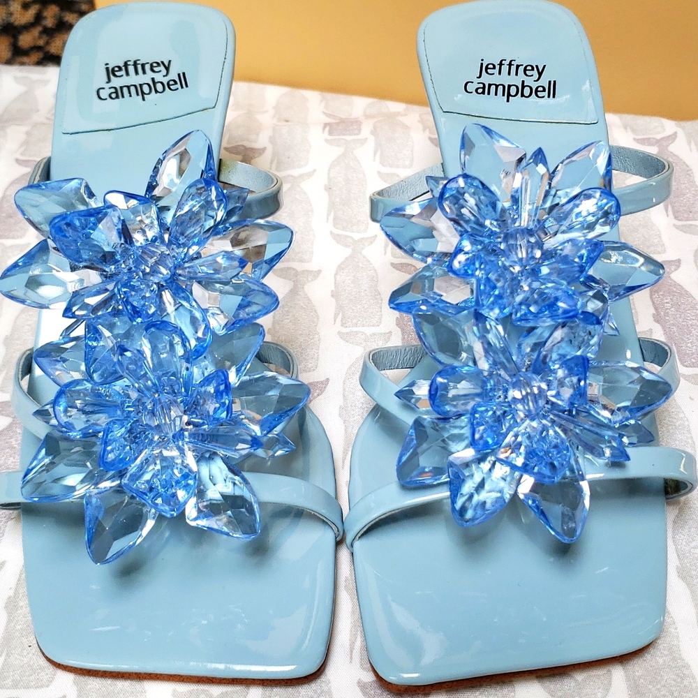 Jeffrey Campbell Leather Crystal Flowers Sandals Size 7 NWT